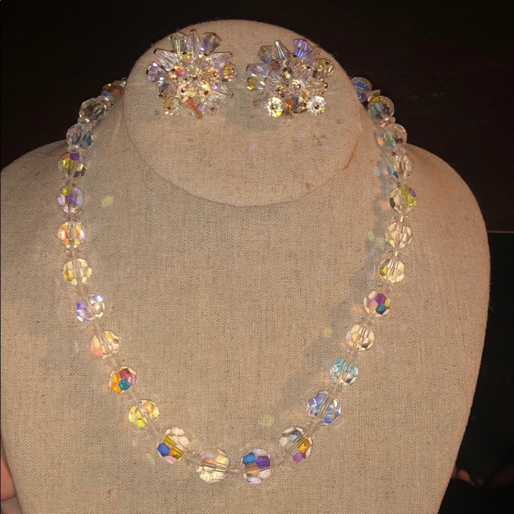 Vintage crystal necklace